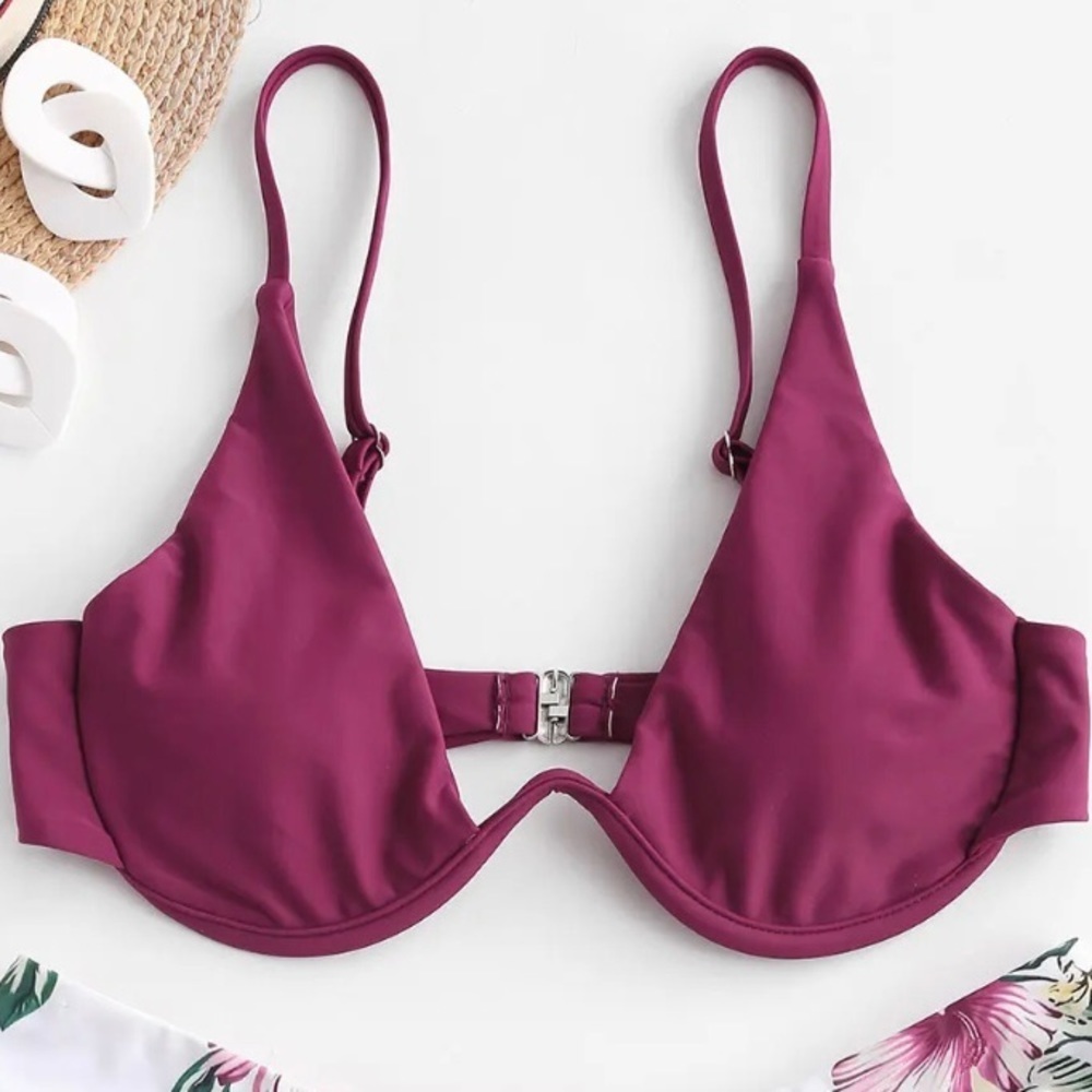 NEW ZAFUL Monowire Bikini Top Women’s SZ US Small 4 Dark Red Beach Resort‎